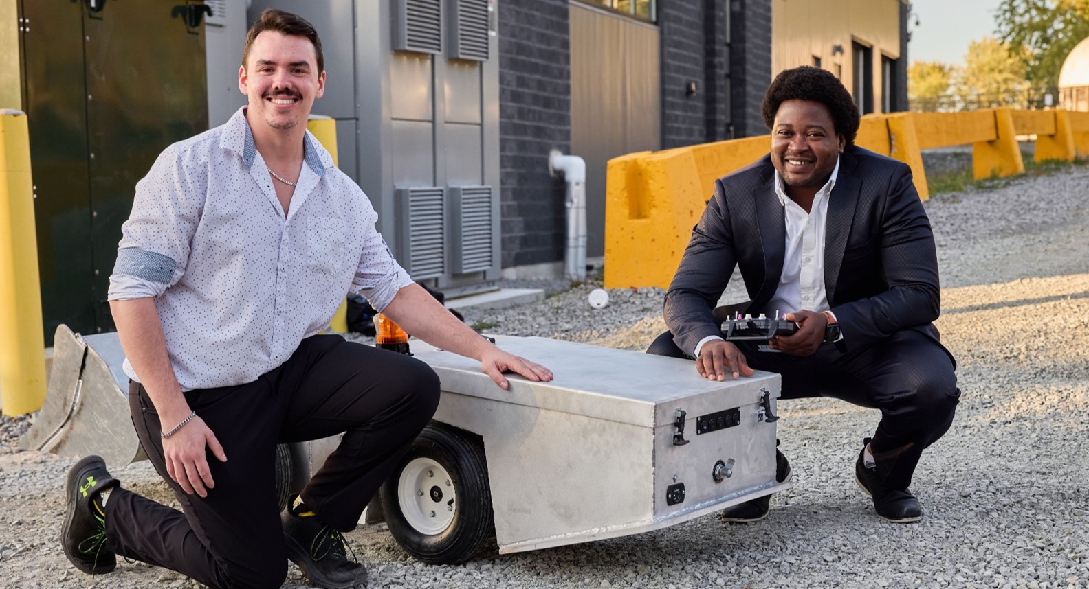 Les étudiants présentent un projet