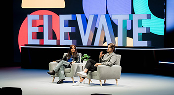 Leaders autochtones présentent leur vision d'expansion à Elevate tout en préservant leurs valeurs culturelles.